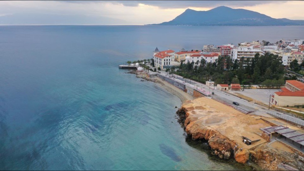 Τραγωδία για μια 68χρονη: Πήγε για διακοπές στην Αιδηψό και πέθανε