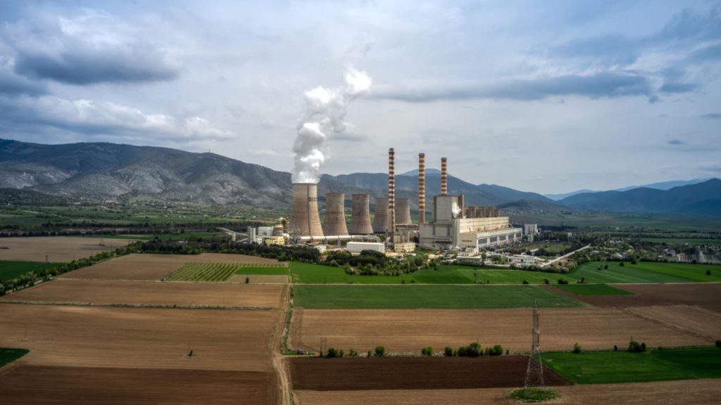 Ο νέος φιλοευρωπαίος πρωθυπουργός της Ουγγαρίας έκλεισε το μεγαλύτερο πυρηνικό εργοστάσιο τη χώρας