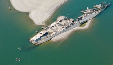 Εντυπωσιακά ευρήματα: Η χαμηλή στάθμη του Δούναβη αποκάλυψε βυθισμένα πολεμικά πλοία των Ναζί – Δείτε φωτογραφίες