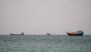 Στενά του Ορμούζ: Ισχυρή έκρηξη σε κοντινή απόσταση από δεξαμενόπλοιο