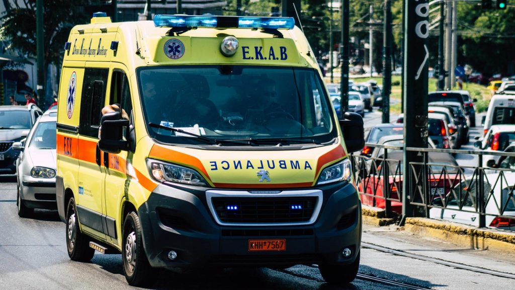 Σοβαρό εργατικό ατύχημα στην Θεσσαλονίκη: 25χρονη ακρωτηριάστηκε στον δείκτη και τον αντίχειρα