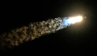 Πύραυλος της SpaceX θα συντριβεί στη Σελήνη με ισχύ 3 τόνων TNT και θα δημιουργήσει κρατήρα 27 μέτρων
