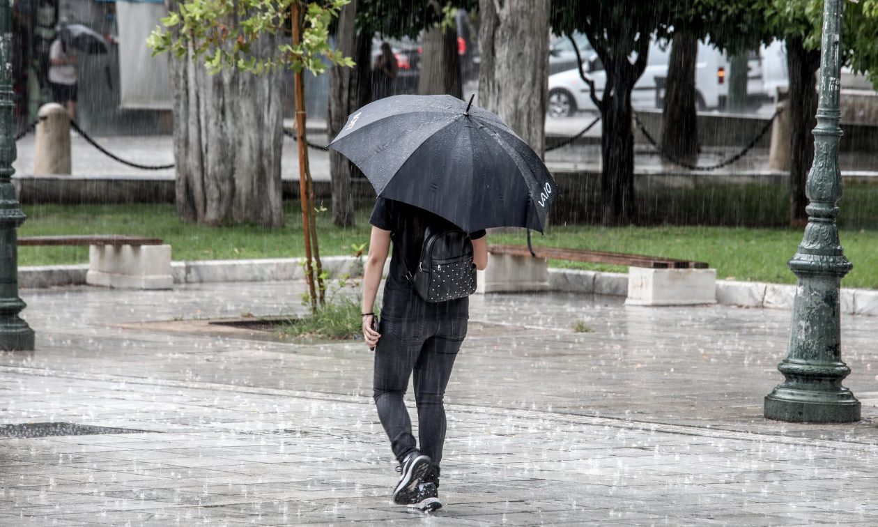 Έχετε αναρωτηθεί; – Γιατί η βροχή μυρίζει διαφορετικά μετά από έναν καύσωνα