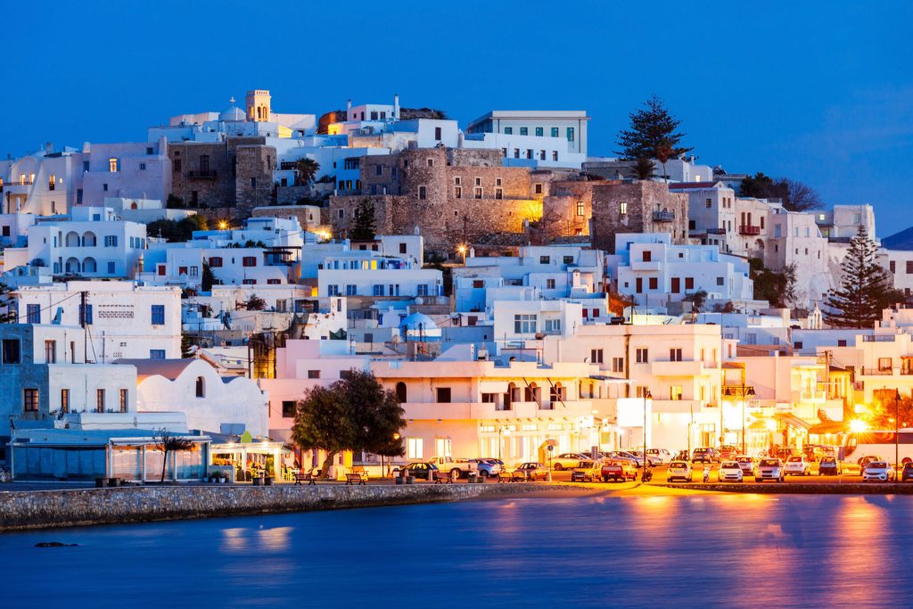 Νάξος: Πατέρας σήκωσε το αεροδρόμιο στο πόδι για το «χαμένο» παιδί του – Το είχε ξεχάσει στο κατάλυμα!