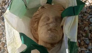 «Αφροδίτη του Αλικάντε»: Εκσκαφέας έφερε στο φως αρχαίο μαρμάρινο γλυπτό 2.000 ετών στην Ισπανία