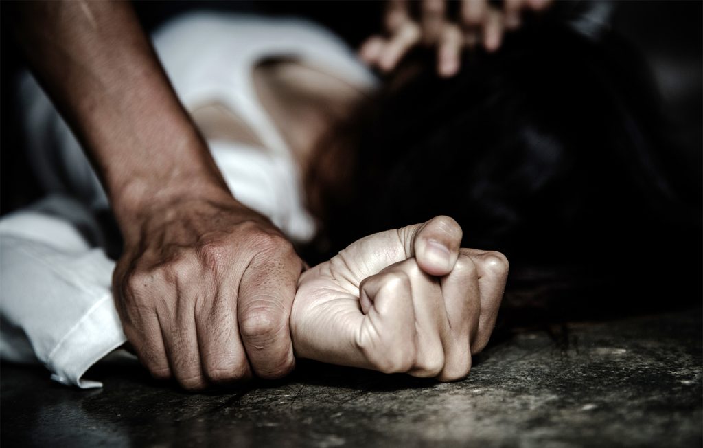 Σουηδία: 15χρονος Σύρος παράνομος μετανάστης κακοποιούσε 14χρονη – Της έκοψε τα μαλλιά & απειλούσε να τη σκοτώσει
