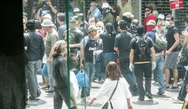 Στην Ελλάδα έρχεται αύριο η 46χρονη από τη Βρετανία που κατηγορείται για τον εμπρησμό στη Marfin