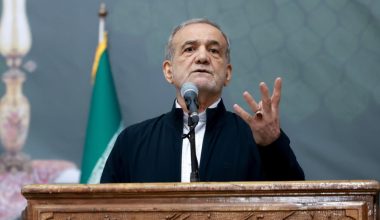 Μ.Πεζεσκιάν: «Το Ιράν θα στηρίξει οποιαδήποτε απόφαση λάβουν οι Παλαιστίνιοι για τις συνομιλίες με το Ισραήλ»