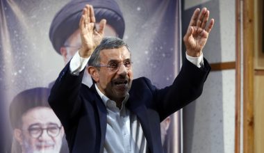 Το σχέδιο των ισραηλινών για να πείσουν τον Ν.Τραμπ να χτυπήσει το Ιράν – Η εμπλοκή του Μ.Αχμαντινετζάντ