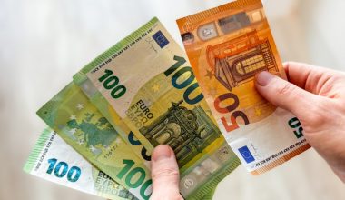 ΓΣΕΕ: Πώς θα αμειφθούν όσοι εργαστούν τον Δεκαπενταύγουστο