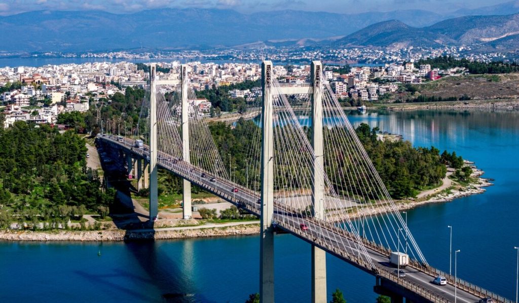 Γυναίκα έπεσε από την Υψηλή Γέφυρα της Χαλκίδας – Κλήθηκε το ΕΚΑΒ