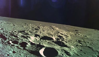 Το «χτύπημα» της SpaceX στη Σελήνη – Οι πρώτες εικόνες πριν και μετά την πρόσκρουση του πυραύλου (φώτο)