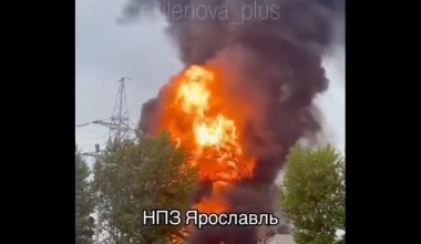 Β.Ζελένσκι: «Η Ουκρανία χτύπησε δύο μεγάλα διυλιστήρια πετρελαίου βαθιά στη Ρωσία» (βίντεο)
