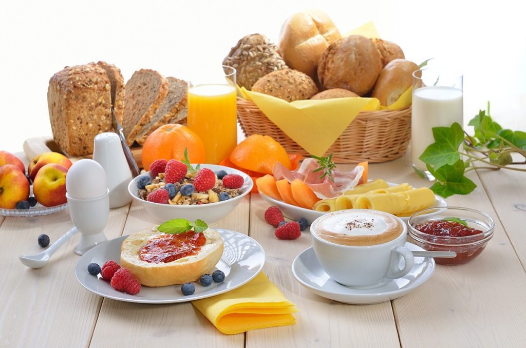 Το πρωινό που «ξυπνά» τον οργανισμό και βοηθά την ημέρα να ξεκινήσει καλύτερα