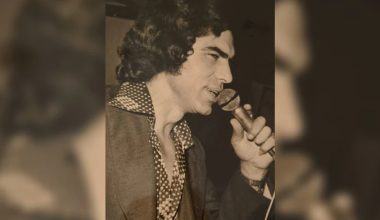 «Έφυγε» από τη ζωή ο λαϊκός τραγουδιστής Δ.Ξανθάκης: Η πορεία ενός αυθεντικού ερμηνευτή του ελληνικού πενταγράμμου
