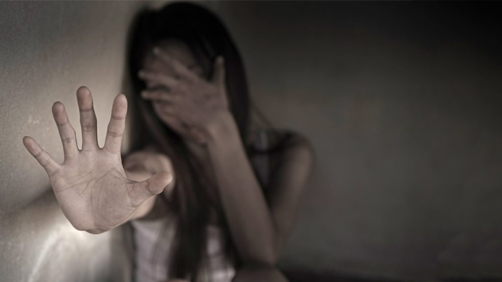 Σάλος στη Νέα Αγχίαλο: 66χρονος αυνανιζόταν με 13χρονη γειτόνισσά του – Πώς έγινε αντιληπτός