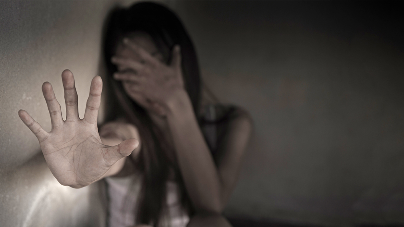 Σάλος στη Νέα Αγχίαλο: 66χρονος αυνανιζόταν με 13χρονη γειτόνισσά του – Πώς έγινε αντιληπτός