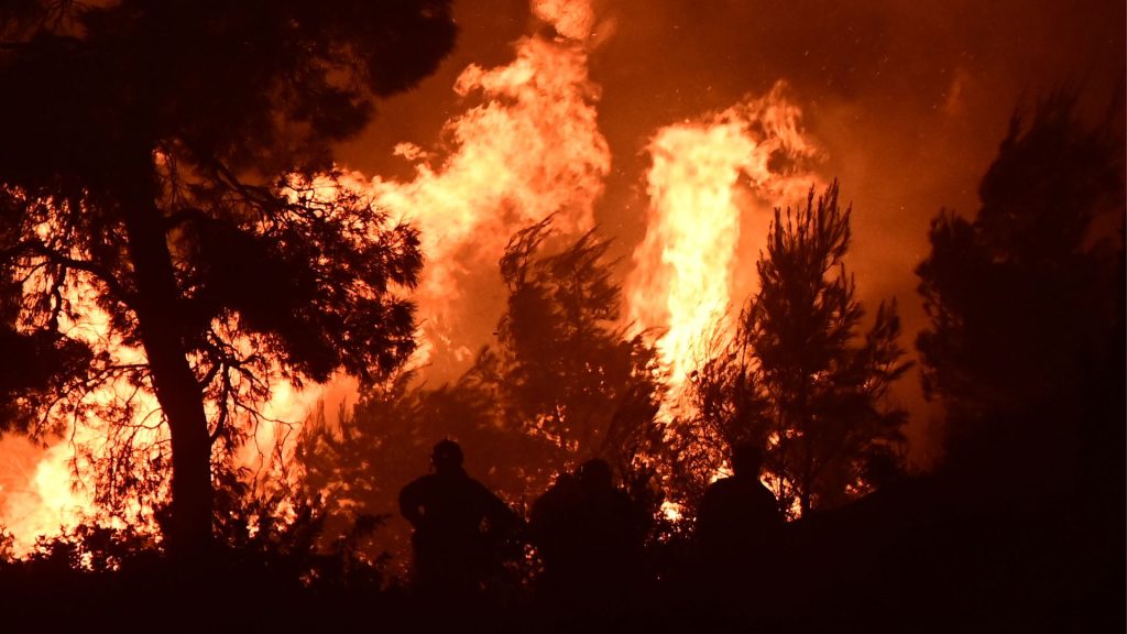 Η πυρκαγιά στην Αττικοβοιωτία απελευθέρωσε ενέργεια ίση με 6 ατομικές βόμβες της Χιροσίμα!