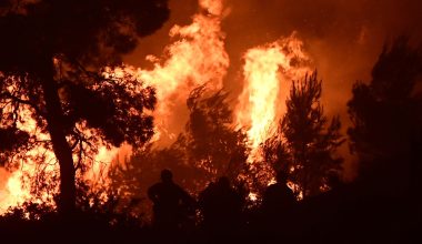 Η πυρκαγιά στην Αττικοβοιωτία απελευθέρωσε ενέργεια ίση με 6 ατομικές βόμβες της Χιροσίμα!