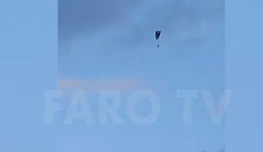 Σκοτώθηκε Αφρικανός μετανάστης που προσπάθησε να φτάσει στη Θέουτα με… αλεξίπτωτο (βίντεο-σκληρές εικόνες)
