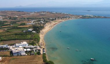 Οι ωραιότερες παραλίες της Πάρου που αξίζει να επισκεφτείς – Από τις κοσμικές μέχρι τις κρυφές
