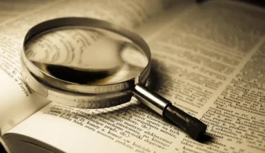 Το γνωρίζατε; – Πώς γεννήθηκαν τα επώνυμα που τελειώνουν σε -άκης, -όπουλος, -ίδης και -ογλου