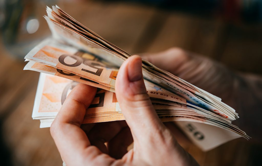 Τι συμβαίνει με τα χρήματά μας όταν τα ξεχνάμε για πολύ καιρό σε έναν τραπεζικό λογαριασμό
