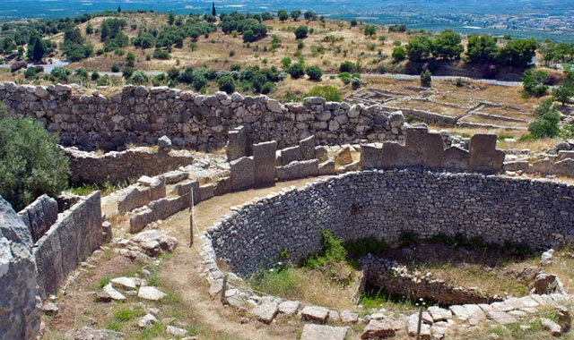 Το μυστήριο της Σαντορίνης – Ο 15χρονος που μπορεί να ανατρέψει ολόκληρη την ιστορία