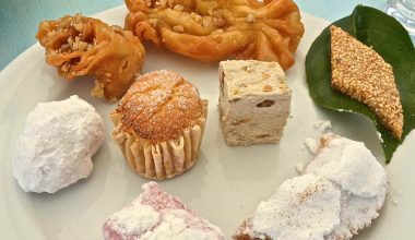 Τα γλυκά της Τήνου που κρύβουν ιστορίες αιώνων και κρατούν ζωντανή την παράδοση