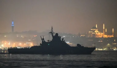 Σε «αναμμένα κάρβουνα» η Τουρκία: Περιορίζει την κίνηση πλοίων από την Μαύρη Θάλασσα