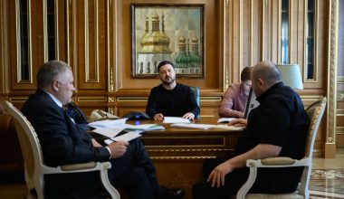 Β.Ζελένσκι: «Συνεργασία με τη Σαουδική Αραβία για drones και επισιτιστική ασφάλεια»
