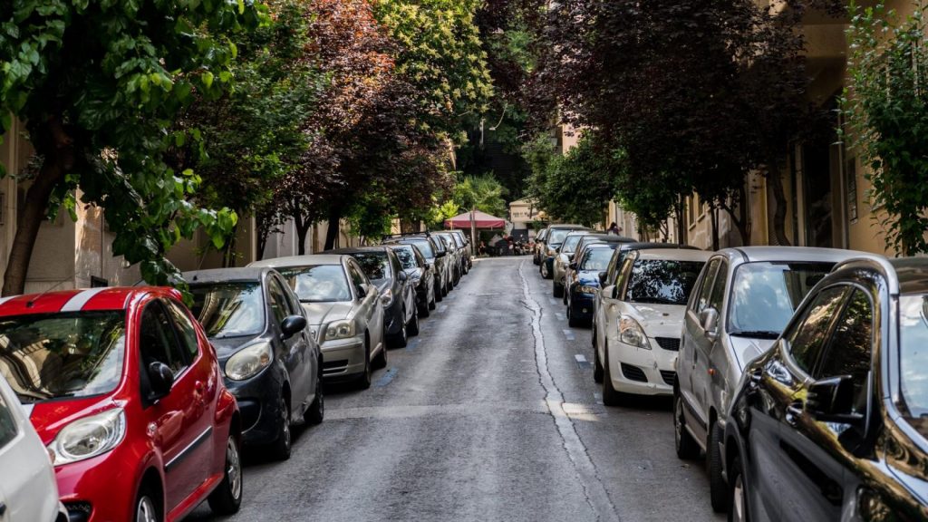 H AAΔΕ «τσεκούρωσε» τα ανασφάλιστα ΙΧ: «Τεράστια» τα πρόστιμα που έριξε μόλις σε έναν μήνα – Τι πρέπει να κάνετε