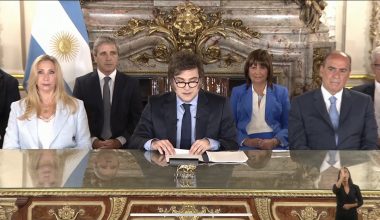 Αργεντινή: Η κυβέρνηση Χ.Μιλέι σταματά την δωρεάν περίθαλψη σε όσους αλλοδαπούς δεν έχουν έγγραφα