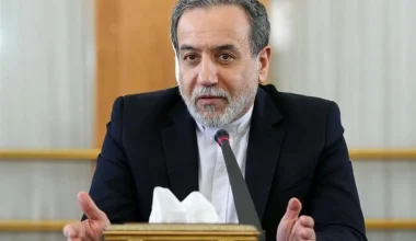 Ο Αμπάς Αραγτσί επικοινώνησε με τον Γιόχαν Βάντεφουλ: Τα δύο αιτήματα του Ιρανού ΥΠΕΞ προς τον Γερμανό ομόλογό του