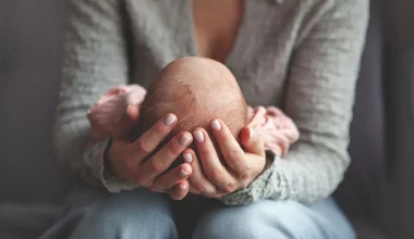 Οι νέες κατηγορίες δικαιούχων για την άδεια μητρότητας: Τι προβλέπει το 9μηνο