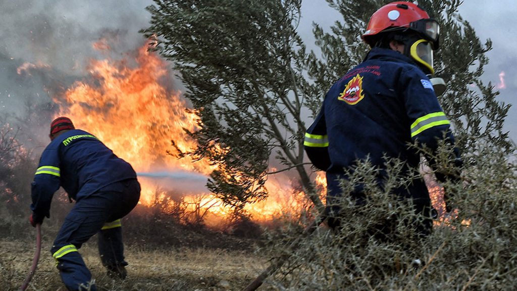 Τέσσερις συλλήψεις για πρόκληση πυρκαγιών σε Αττική, Ζάκυνθο και Λέσβο