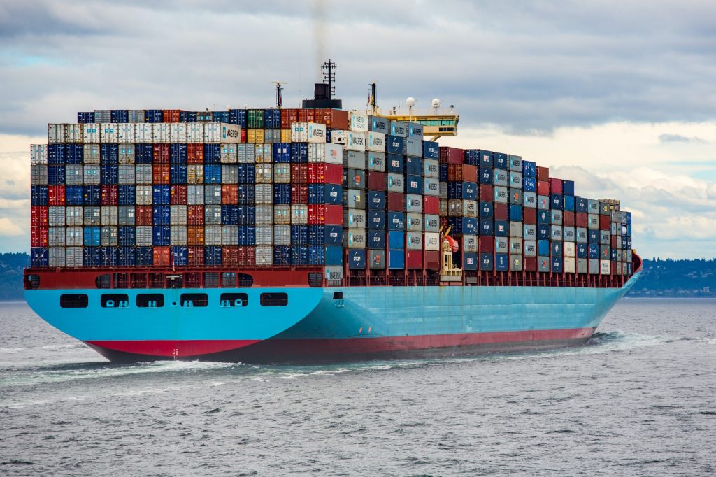 Κόλπος του Ομάν: Ελικόπτερο κτύπησε containership στα ανοικτά του Μουσκάτ – Στις φλόγες το μηχανοστάσιο