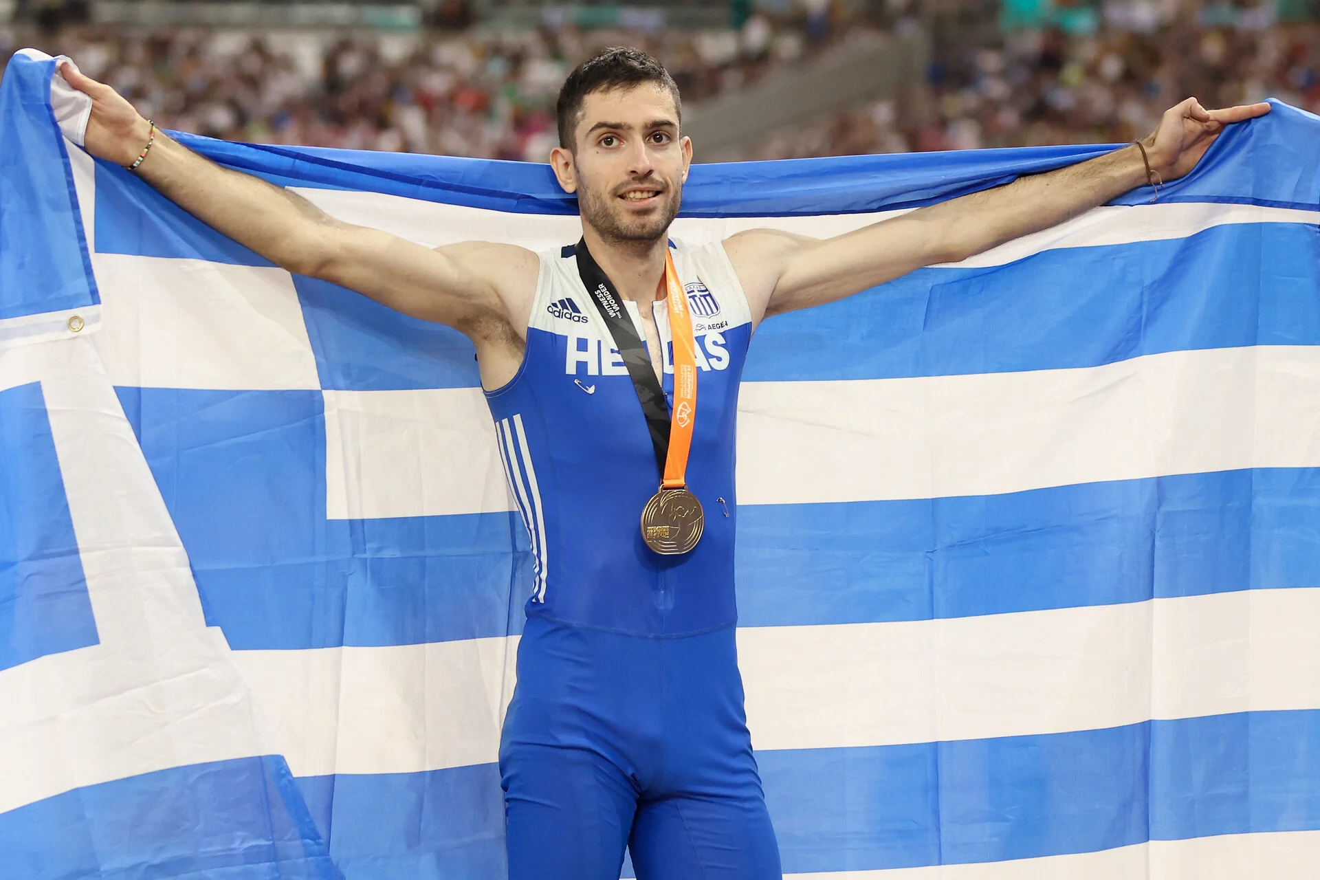 Mε άλμα στα 8.44μ. o Μίλτος Τεντόγλου κατέκτησε την πρώτη θέση και το χρυσό στο Ευρωπαϊκό Πρωτάθλημα στο μήκος