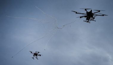 Άγνωστα drones εντοπίστηκαν πάνω από μία από τις πιο απόρρητες στρατιωτικές βάσεις των ΗΠΑ!