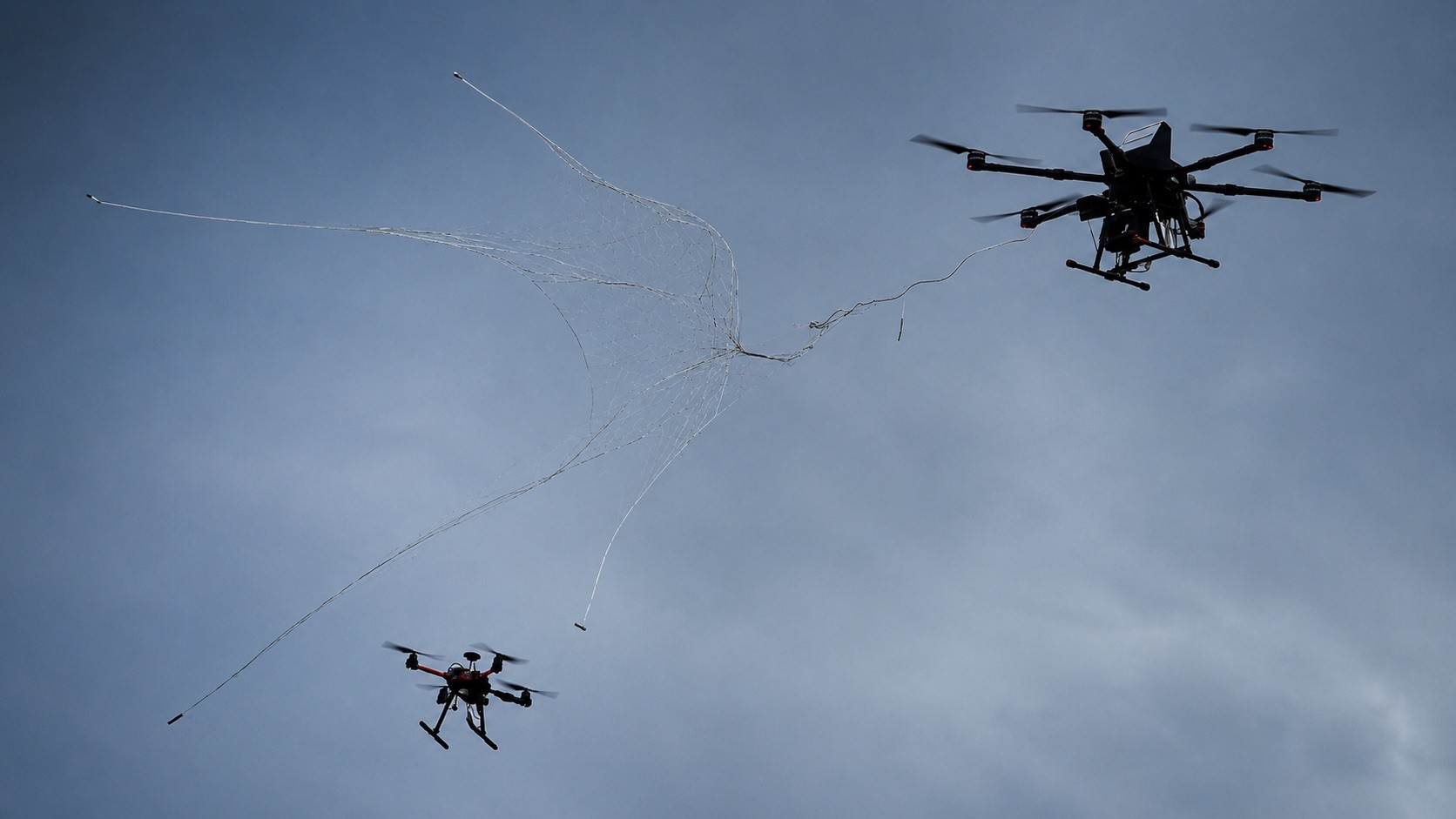 Άγνωστα drones εντοπίστηκαν πάνω από μία από τις πιο απόρρητες στρατιωτικές βάσεις των ΗΠΑ!