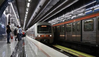 Αναστάτωση στον σταθμό του μετρό «Άγιος Αντώνιος»: Άτομο επιχείρησε να βάλει τέλος στη ζωή του πέφτοντας στις ράγες