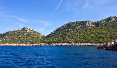 Τουρκικά δημοσιεύματα βάζουν ξανά στο στόχαστρο τη Ρω και το Καστελόριζο