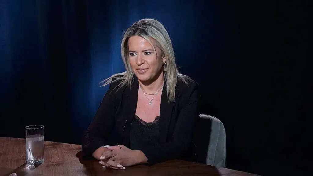 «Μαμά! Θέλω να σου πω κάτι»: Η στιγμή που το παιδί της Μ.Αντωνοπούλου τη διακόπτει ενώ βρίσκεται σε ζωντανή σύνδεση