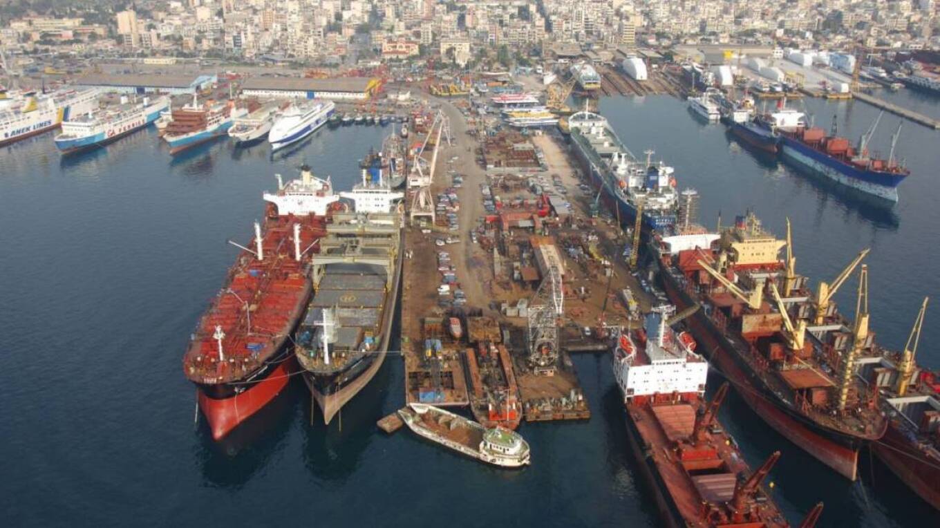 Τραυματίστηκε 28χρονος ναυτικός στο Πέραμα