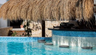 Πάρος: Κάμερες κατέγραψαν τον πνιγμό του 4χρονου στην πισίνα – Τι προβλέπει ο νόμος