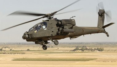 ΗΠΑ: Συνετρίβη στρατιωτικό επιθετικό ελικόπτερο Apache στο Τέξας – Νεκροί οι δύο χειριστές (βίντεο)