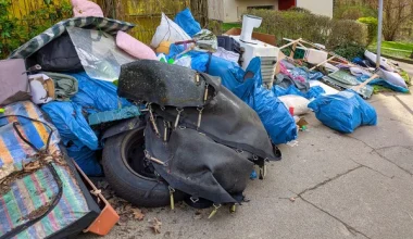 Ιταλία: Βρήκαν 86.000 ευρώ σε πεταμένο έπιπλο – Τα τρία πρόσωπα που διεκδίκησαν το ποσό