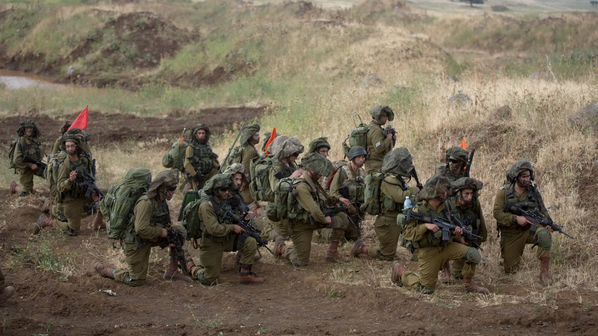 Δυτική Όχθη: Στρατιώτες των IDF εστάλησαν για να απομακρύνουν Εβραίους εποίκους που μπήκαν σε σπίτια Παλαιστινίων
