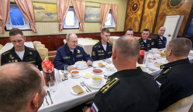 Mόσχα για την επίσκεψη Β.Πούτιν στις Κουρίλες Νήσους: «Η Σ.Τακαΐτσι ας λέει ό,τι θέλει – Ήταν και είναι ρωσικά»