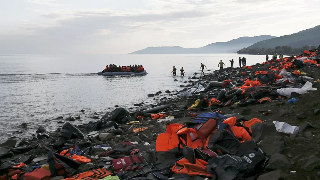 Μεταναστευτικό: Η κυβέρνηση παίζει με την εθνική ασφάλεια